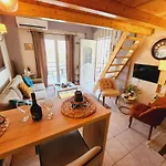 Luxury Loft Sofia דירה